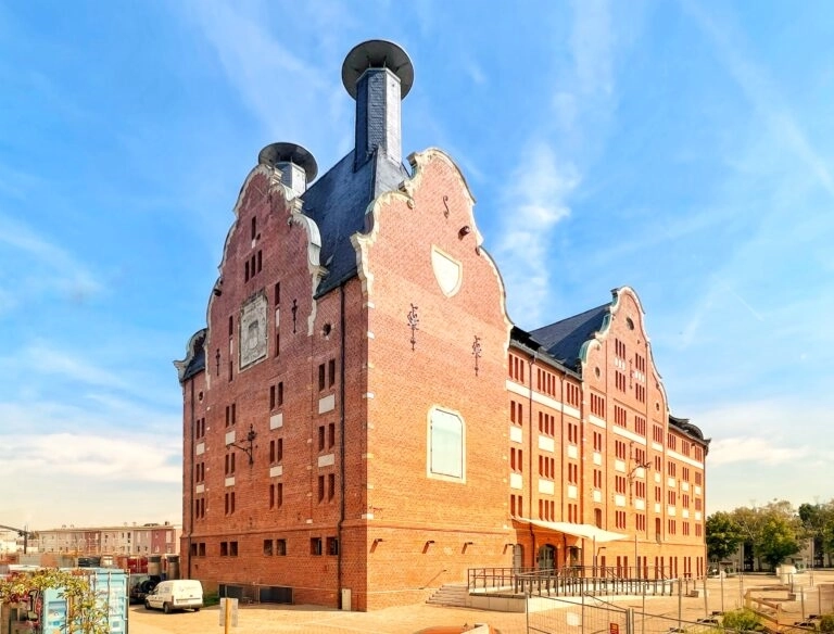 Gebäude